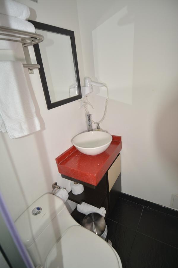 Hotel Granada Plaza 马尼萨莱斯 外观 照片